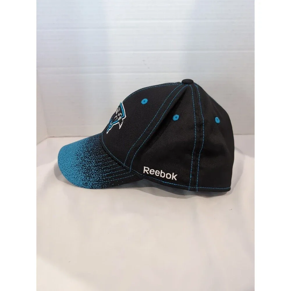 VINTAGE CAROLINA PANTHERS  REEBOK NFL Team Apparel - On Field Fitted Cap/Hat EUC